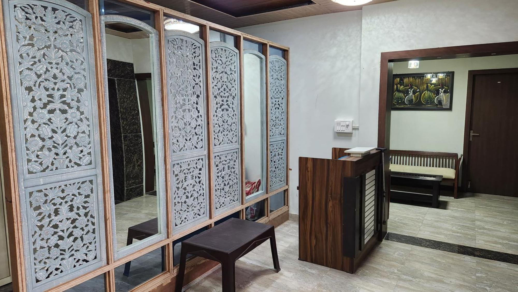 Nandi Retreat Homestay Varanasi Bagian luar foto