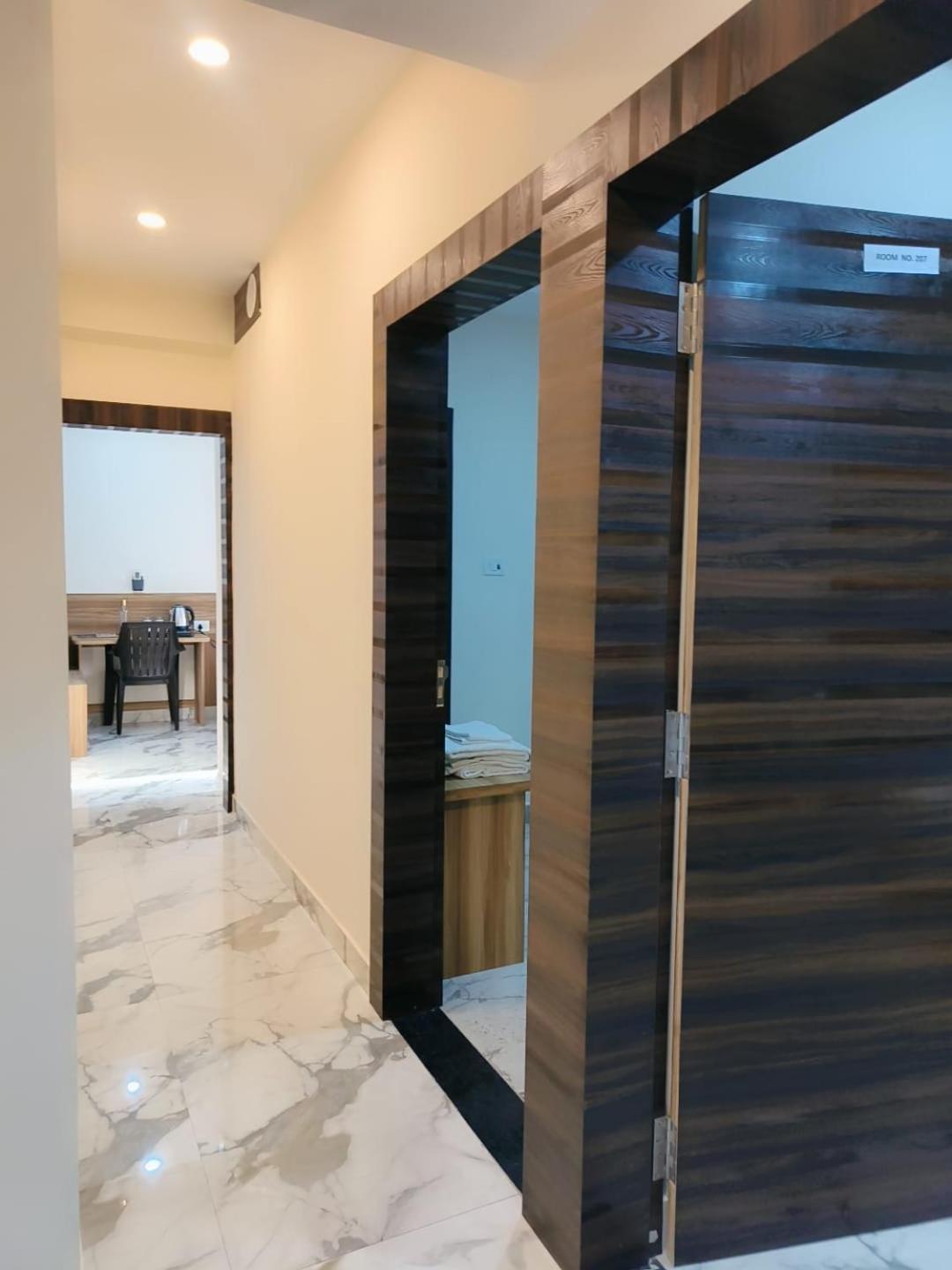 Nandi Retreat Homestay Varanasi Bagian luar foto