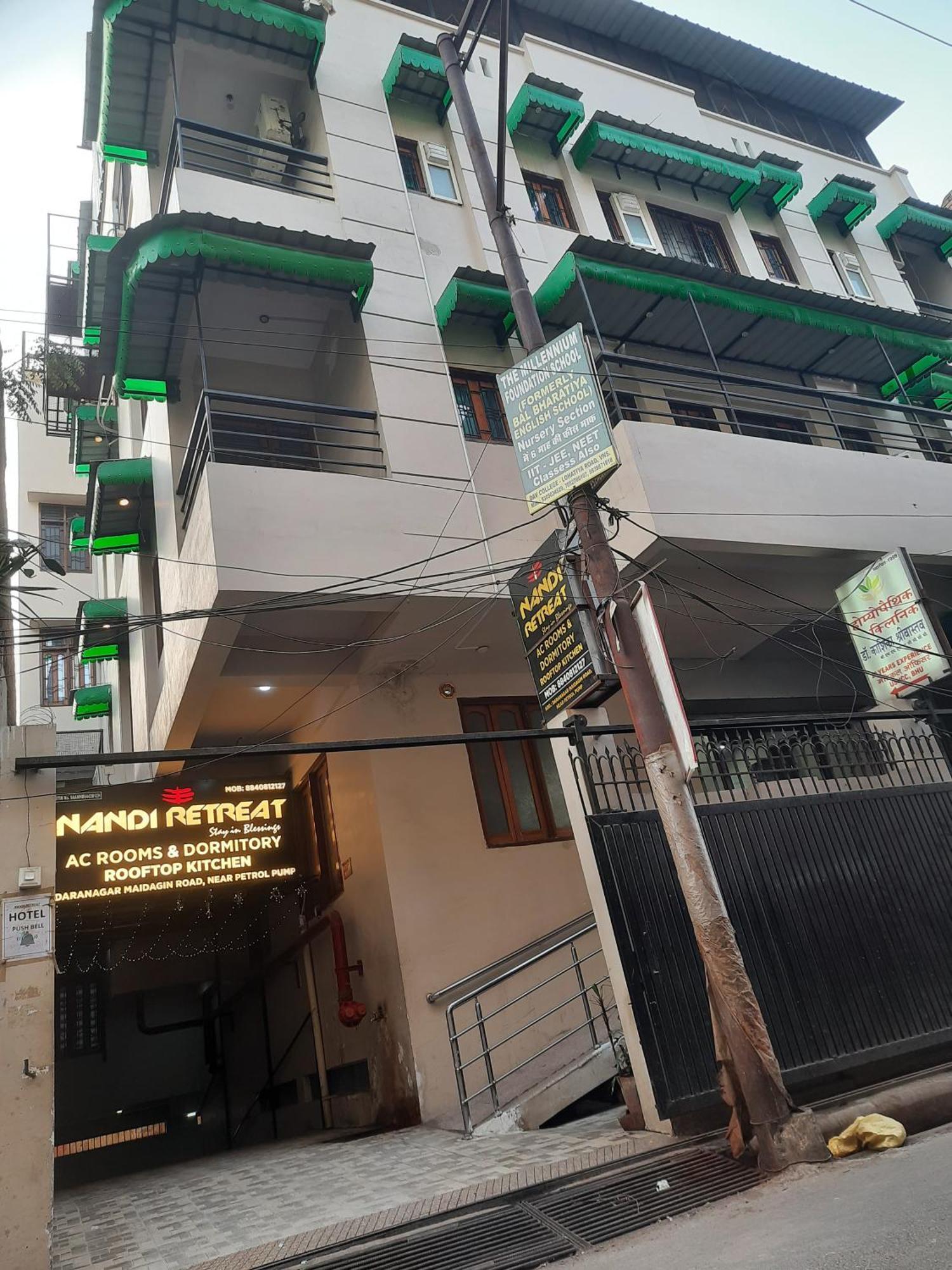 Nandi Retreat Homestay Varanasi Bagian luar foto