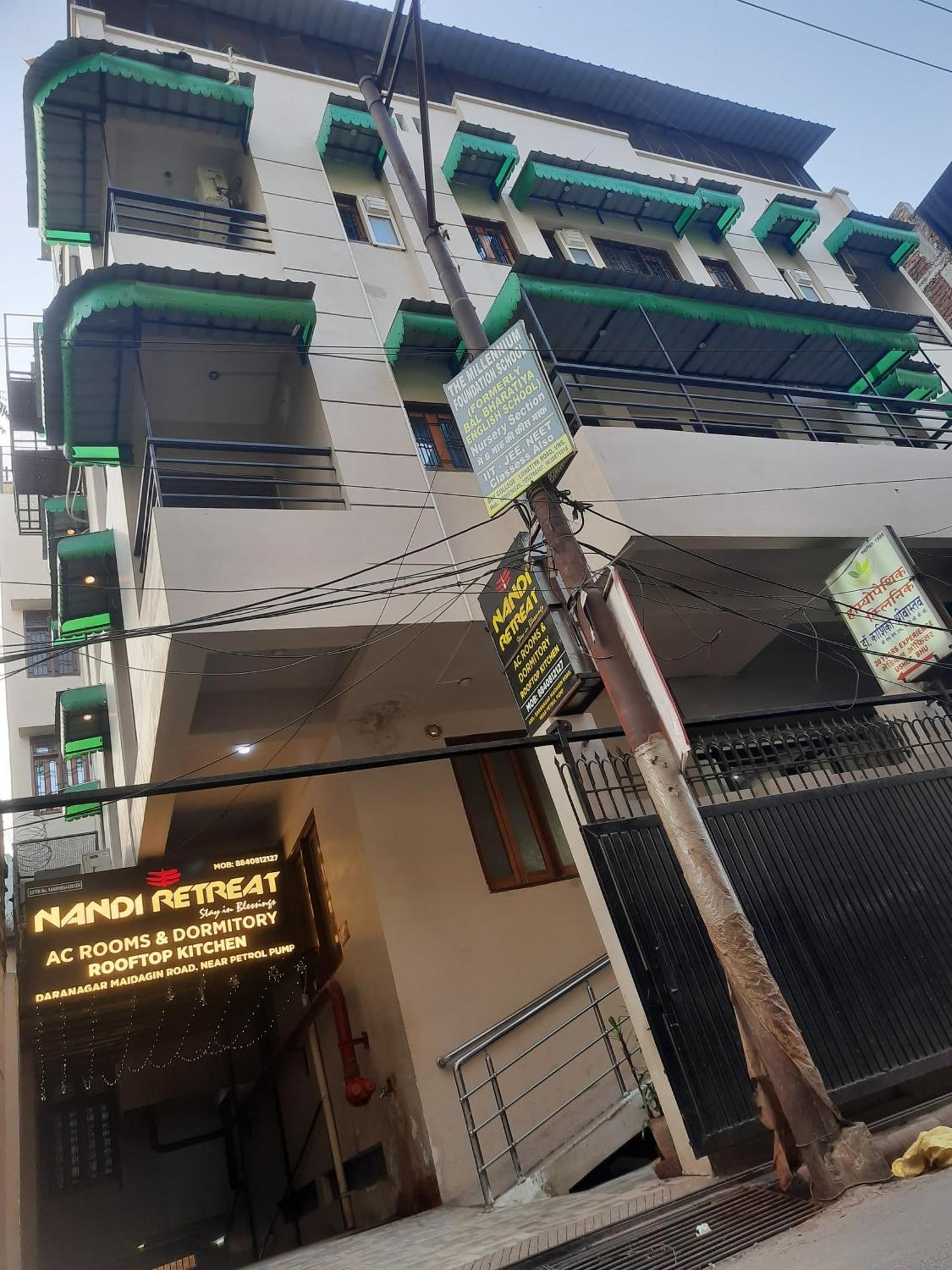 Nandi Retreat Homestay Varanasi Bagian luar foto